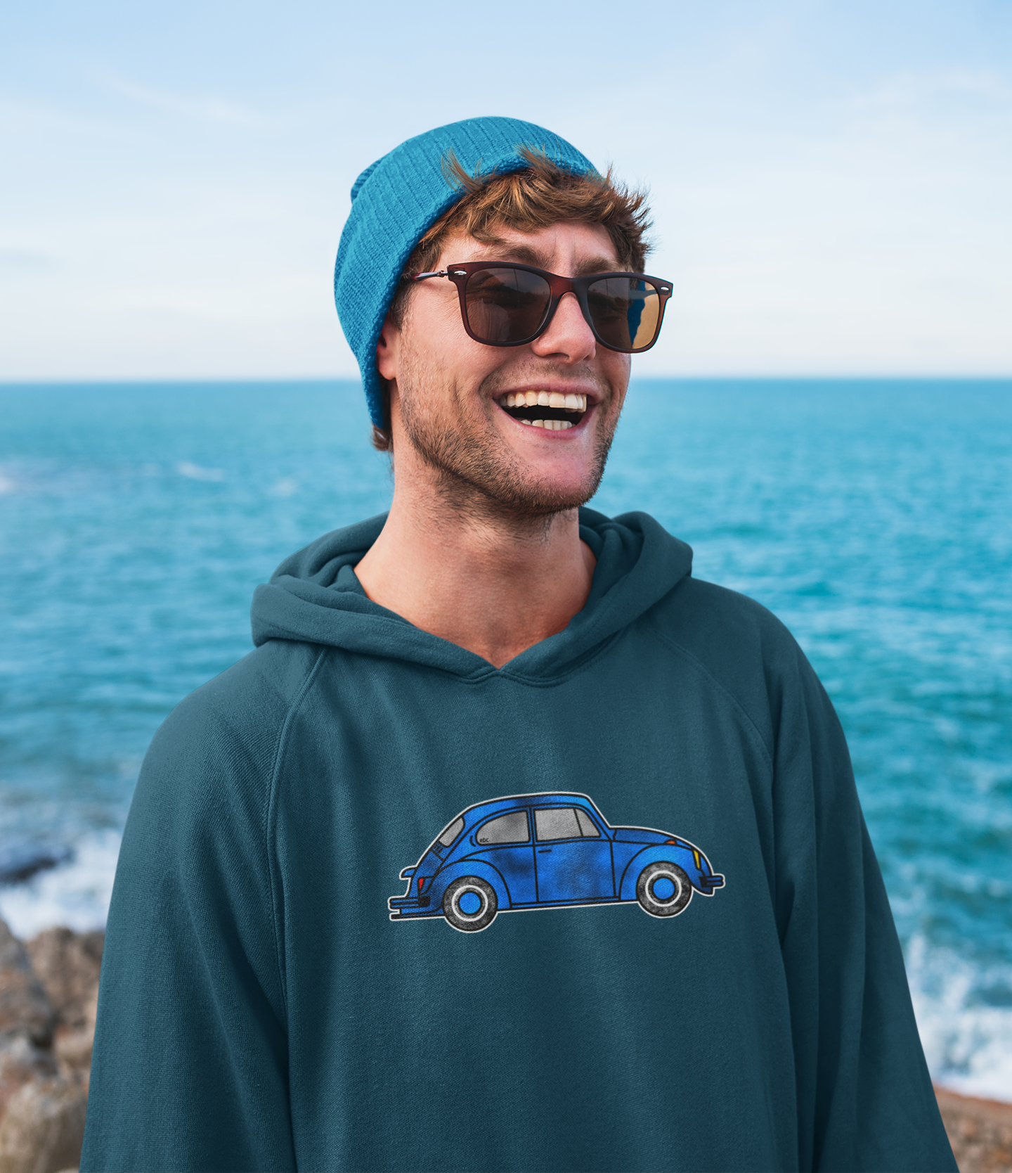 Bali Blue Sooty Bug | Unisex Heavy Blend™ Hooded Sweatshirt